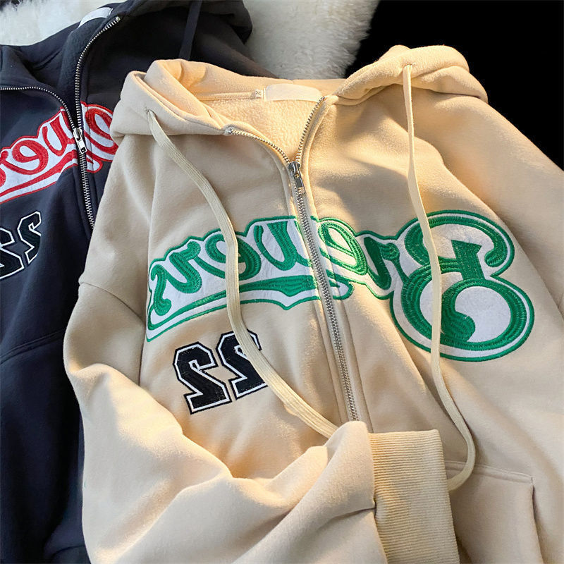 22 Streetwear Hoodie
